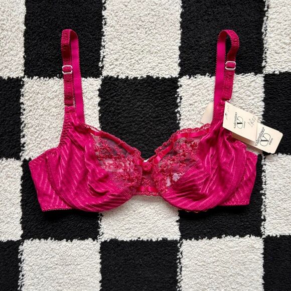 NWT Valentino Intimo Burgundy Satin Lace Bra 34B - Picture 1 of 7